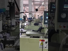 دقت کامل شده: پیچ های سفارشی ساخت چرخ دار، نوت ها و چسب های آلومینیومی الگوی CD برای صنایع صنعتی